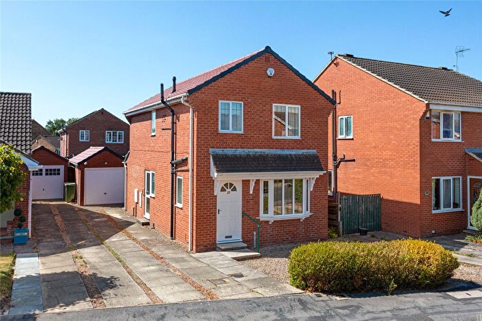 3 Bedroom Detached House For Sale In Beaverdyke, York, North Yorkshire, YO30