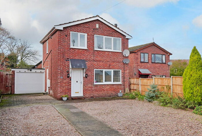 3 Bedroom Detached House For Sale In Harlesthorpe Avenue, Clowne, S43