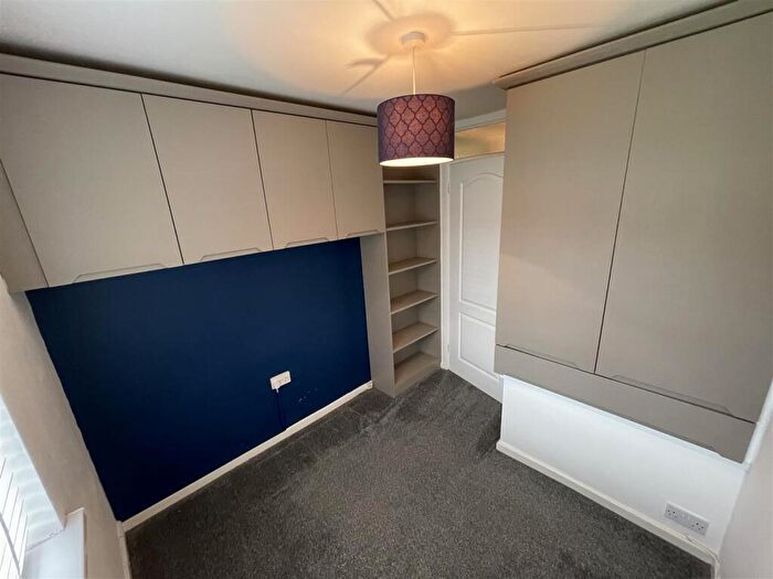 3 Bedroom Terraced House For Sale In Satley Gardens, Longbank, Gateshead, NE9