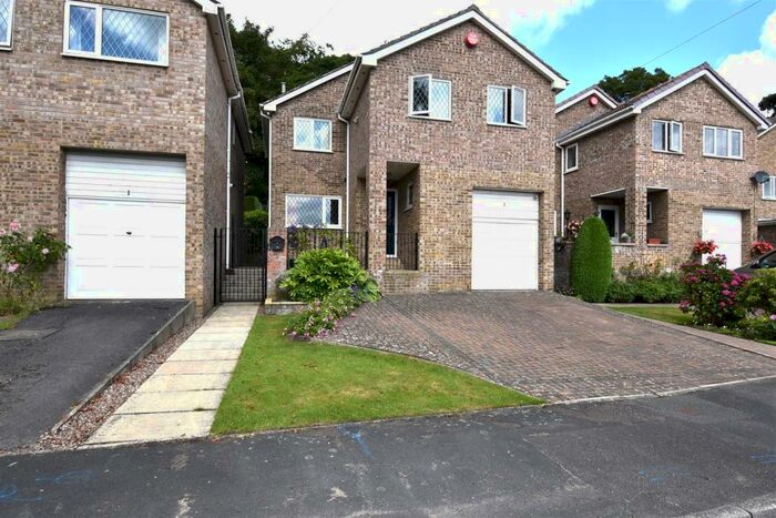 3 Bedroom House To Rent In Lytham Way, Lindley, Huddersfield, HD3