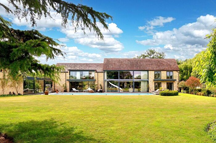 6 Bedroom Detached House For Sale In The Green, Stadhampton, Oxford, OX44