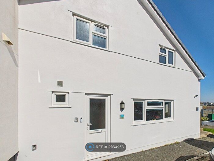 2 Bedroom Semi Detached House To Rent In Surf View, Newquay, TR7