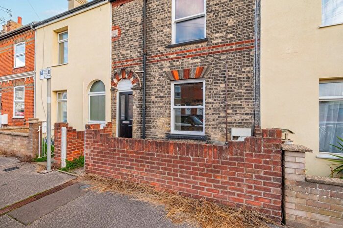 3 Bedroom Terraced House For Sale In Seago Street, Lowestoft, NR32