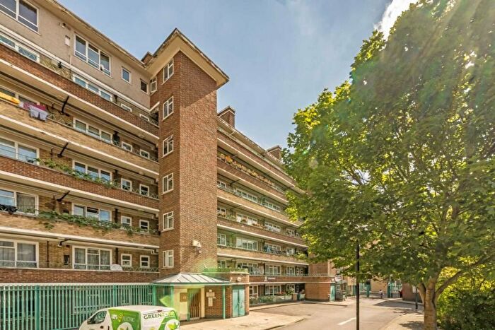3 Bedroom Flat To Rent In Sidmouth Street, London, WC1H