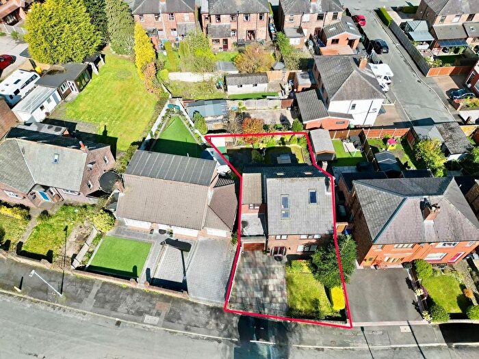 4 Bedroom Detached House For Sale In Leopold Street, Pemberton, WN5