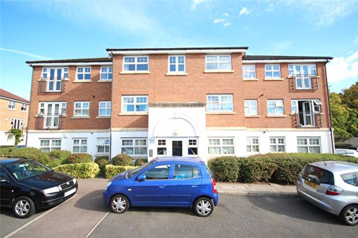 2 Bedroom Apartment To Rent In Shetland Court, Bressay Drive, Mill Hill, London, NW7