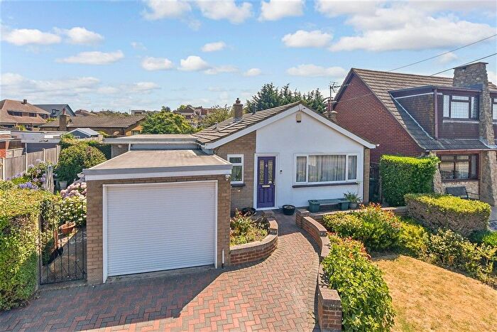 3 Bedroom Detached Bungalow For Sale In The Broadway, Minster-On-Sea, Kent, ME12