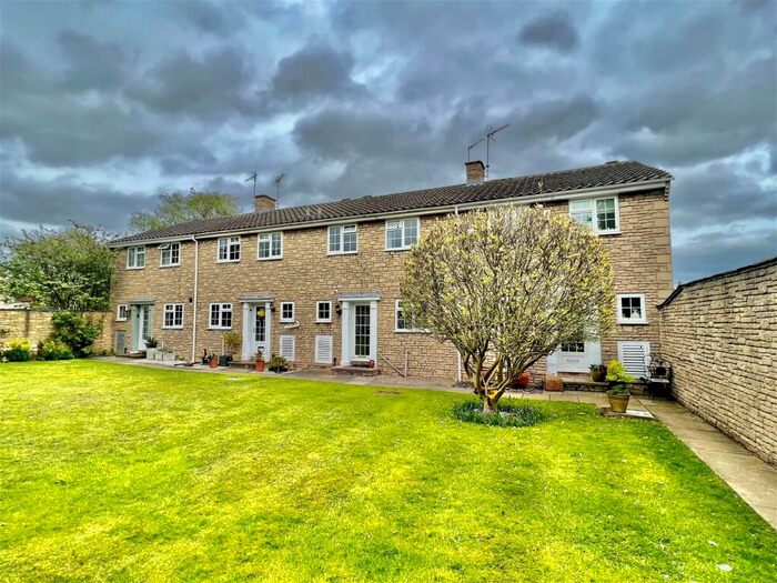 3 Bedroom Mews To Rent In Boston Spa, Boston Mews, LS23