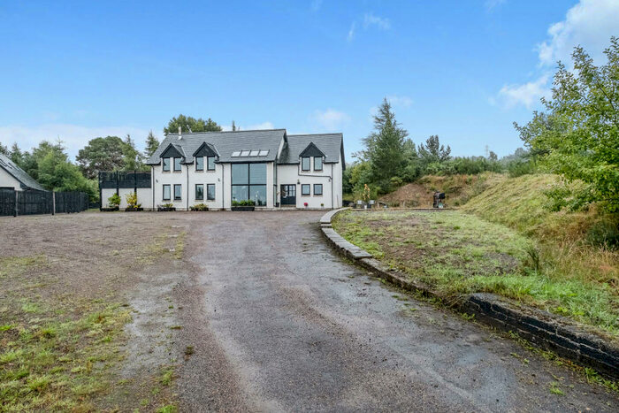 5 Bedroom Detached House For Sale In Bunchrew, Inverness, IV3