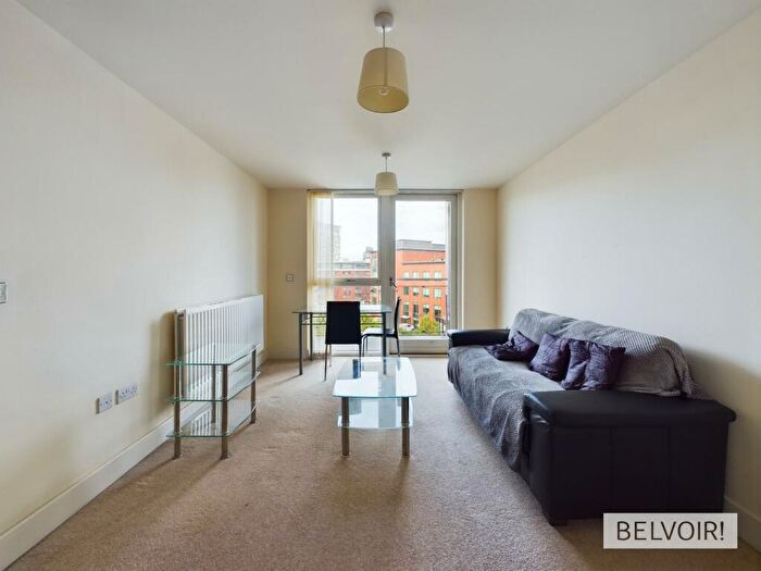 2 Bedroom Flat To Rent In Park Central, Langley Walk, Birmingham, B15