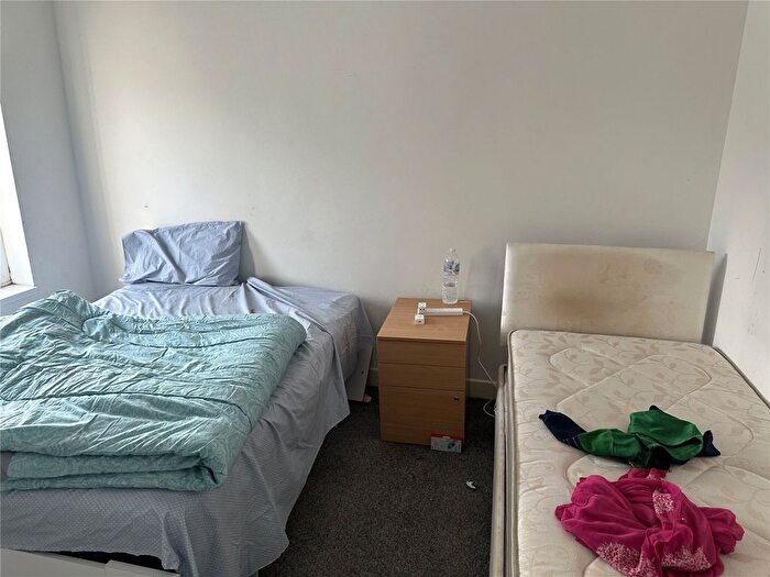 3 Bedroom Terraced House For Sale In Drews Lane, Birmingham, West Midlands, B8
