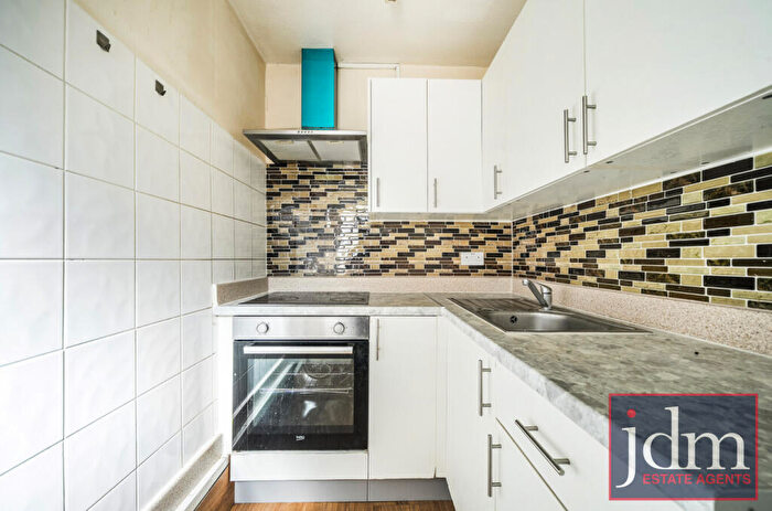 2 Bedroom Apartment To Rent In Brandram Road, London, SE13