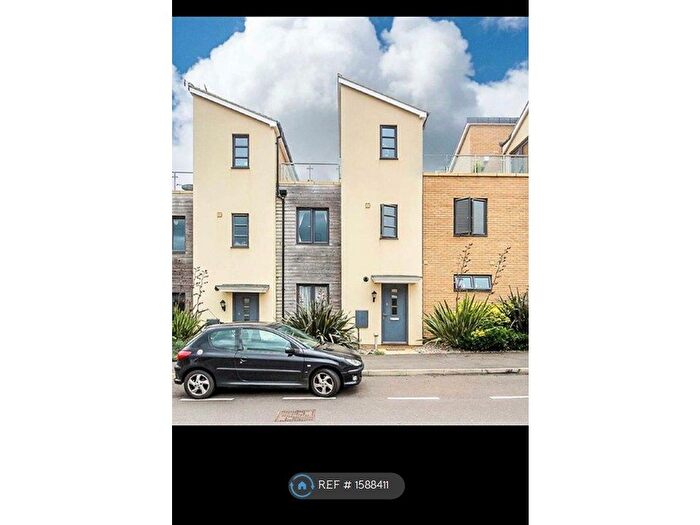 2 Bedroom Terraced House To Rent In Woolpack Grange, Milton Keynes, MK14