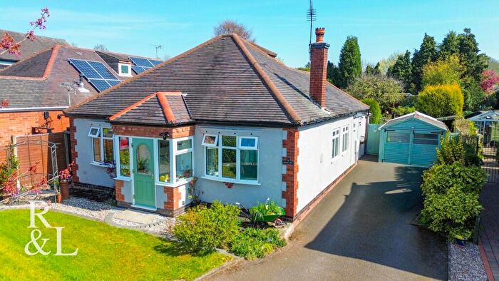 3 Bedroom Detached Bungalow For Sale In Atherstone Road, Measham, DE12