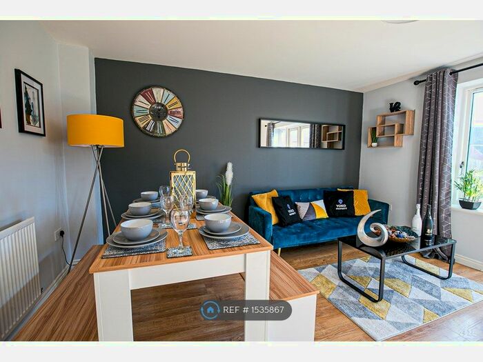 3 Bedroom Terraced House To Rent In Warwick Avenue, Milton Keynes, MK10