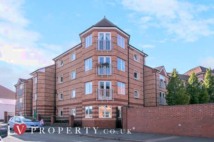 2 Bedroom Apartment To Rent In Carpathian Court, Augusta Street, Jewellery Quarter, B18