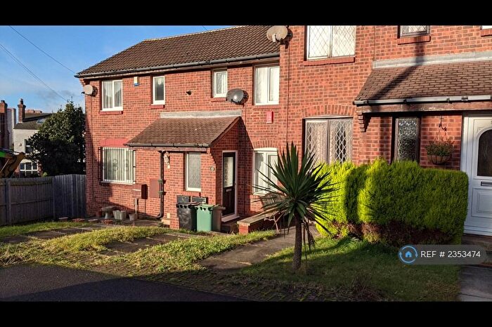 1 Bedroom Terraced House To Rent In Redhall Crescent, Leeds, LS11