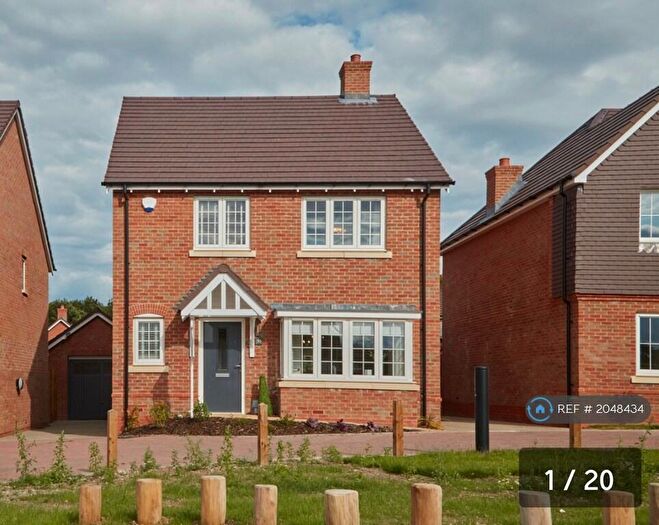 4 Bedroom Detached House To Rent In Elizabeth Gardens, Goffs Oak, Waltham Cross, EN7