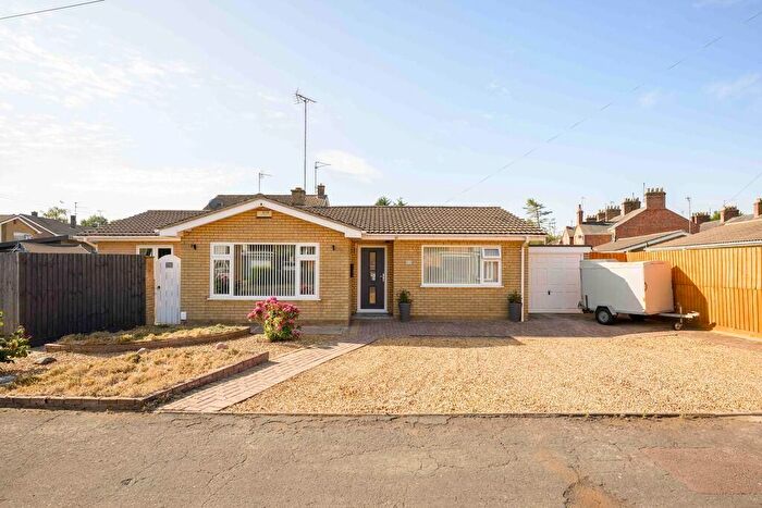 3 Bedroom Detached Bungalow For Sale In Clarence Road, Wisbech, Cambridgeshire, PE13