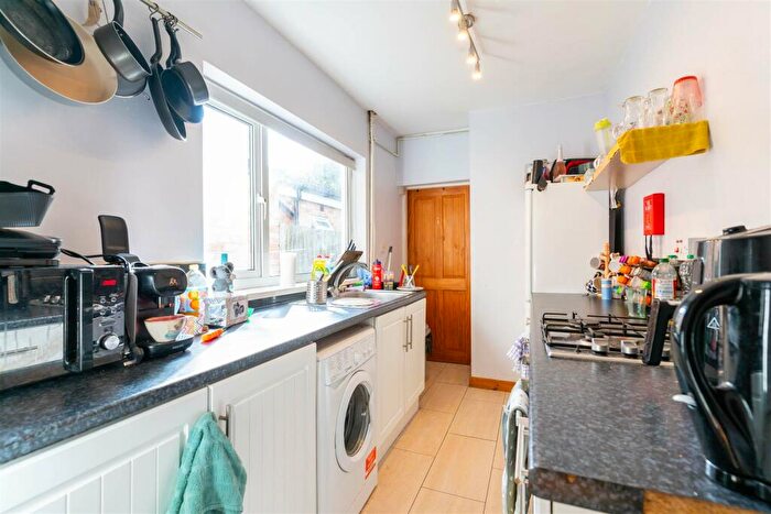 4 Bedroom House To Rent In Exeter Road, Birmingham, B29