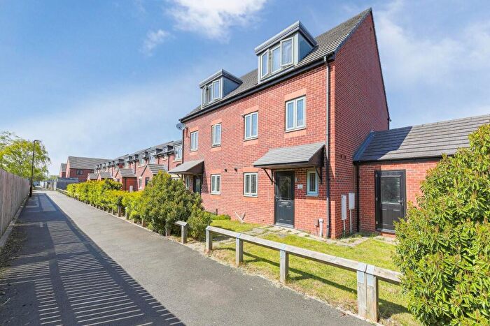 3 Bedroom Semi-Detached House For Sale In Lane Walk, Killingworth, NE12