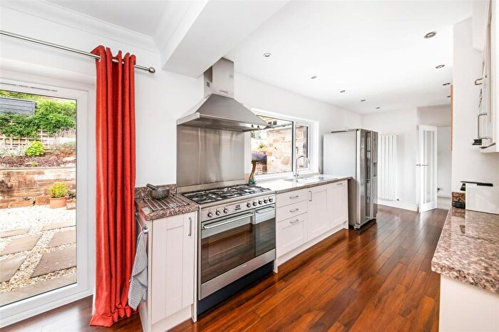 3 Bedroom Detached House For Sale In Clough Drive, Fenay Bridge, HD8