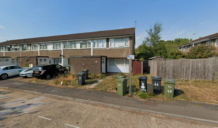 4 Bedroom End Of Terrace House To Rent In Guildford Park Avenue, Guildford, GU2