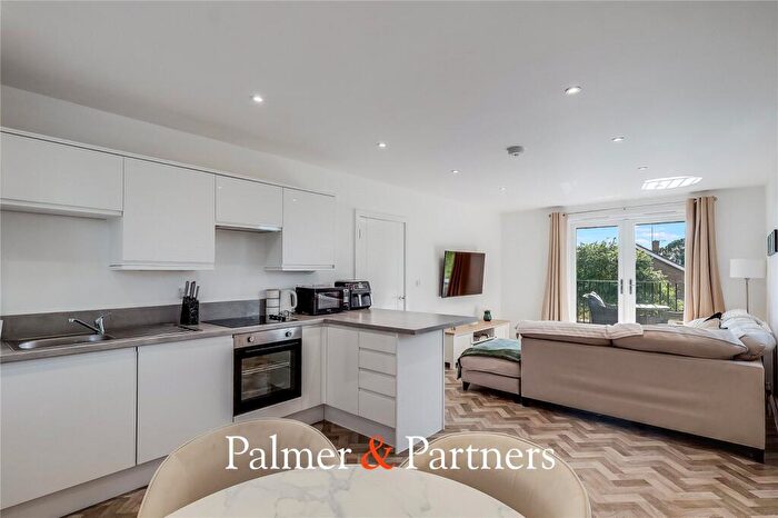 1 Bedroom Apartment For Sale In Admiral Mews, Chelmsford, Essex, CM1