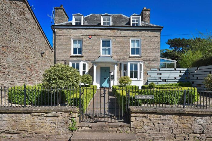 5 Bedroom Town House For Sale In Swan Bank, Hay-On-Wye, Hereford, HR3