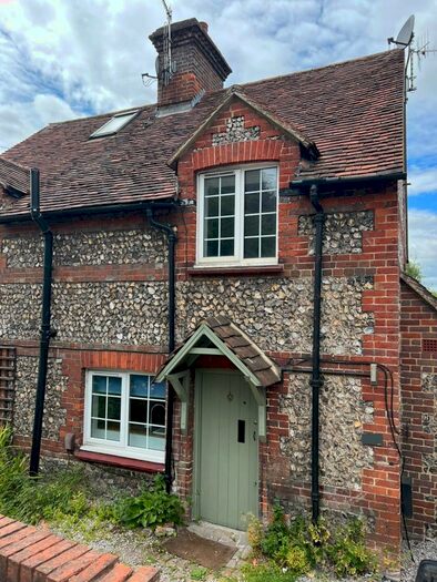 2 Bedroom Semi-Detached House To Rent In New Road, High Wycombe, HP12