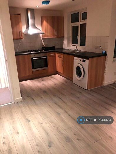1 Bedroom Flat To Rent In Bristol, Bristol, BS34