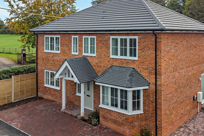 4 Bedroom Detached House For Sale In St. Margarets, Crownfields, Odiham, RG29