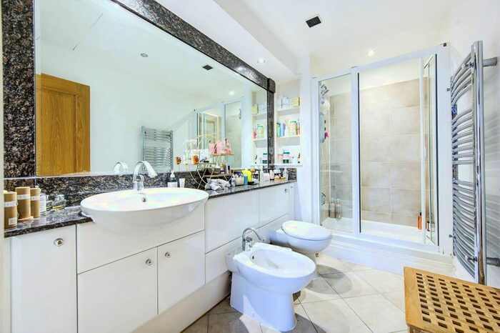 2 Bedroom Flat To Rent In Harbour Reach, Imperial Wharf, London, SW6