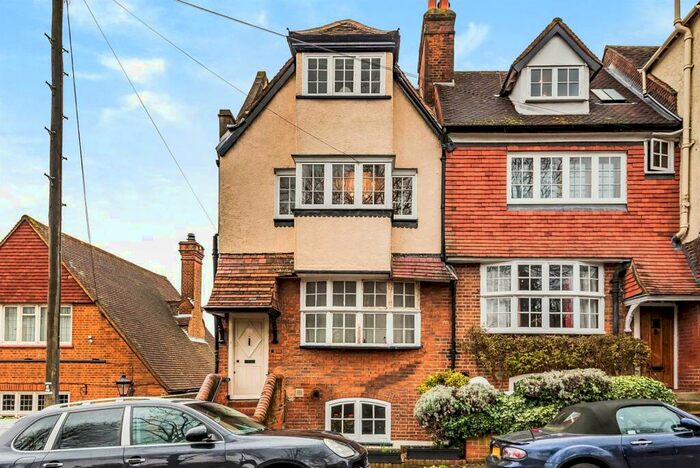 1 Bedroom Flat To Rent In Middle Road, Harrow On The Hill, HA2