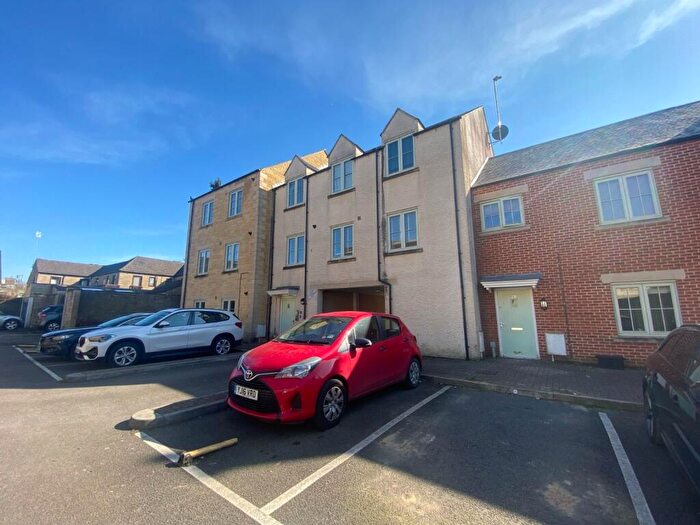 2 Bedroom Apartment To Rent In West Way, Cirencester, Gloucestershire, GL7