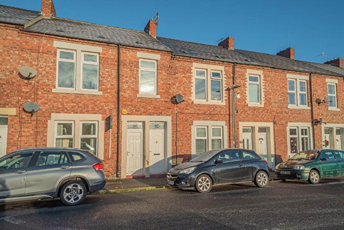2 Bedroom Flat To Rent In Haig Street, Dunston, Gateshead, Tyne And Wear, NE11