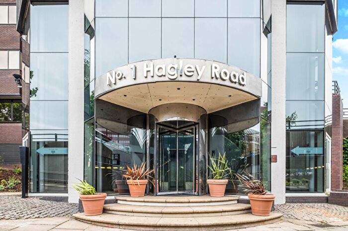 1 Bedroom Flat To Rent In Metropolitan House, Hagley Road, Birmingham, B16