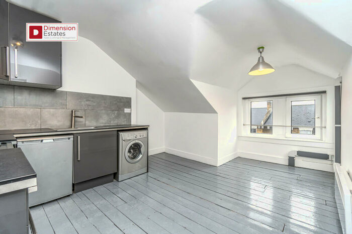 1 Bedroom Flat To Rent In Upper Clapton Road, Upper Clapton, Hackney, E5