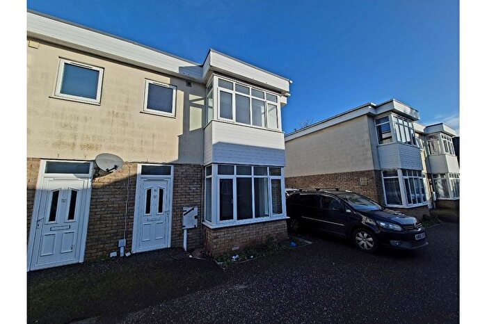 2 Bedroom End Of Terrace House To Rent In Coach House Mews, Harold Rd, Thanet, Cliftonville, CT9