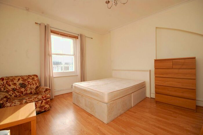Studio To Rent In Adamson Road, Swiss Cottage, London, NW3