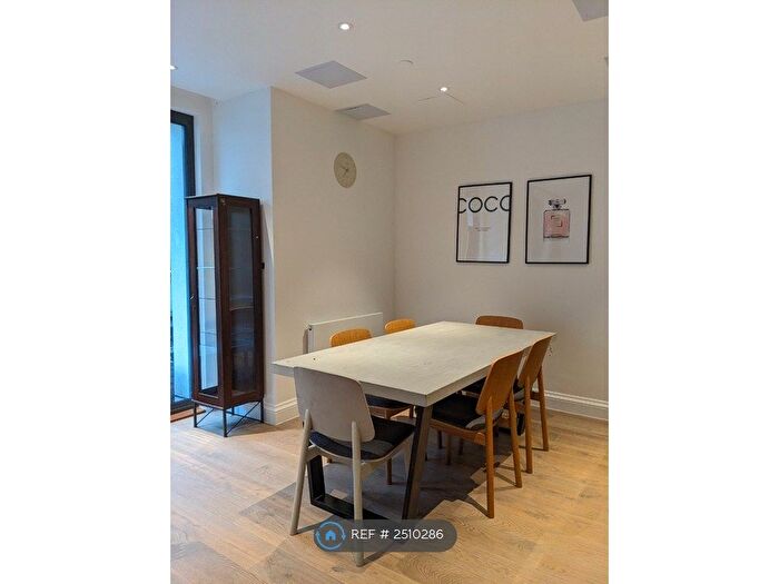 2 Bedroom Flat To Rent In Gray's Inn Road, London, WC1X