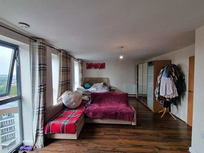 Studio To Rent In London Road, Croydon, CR0