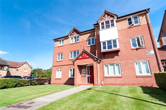 2 Bedroom Flat To Rent In Flaxdale Court, Lowdale Close, Hull, East Yorkshire, HU5