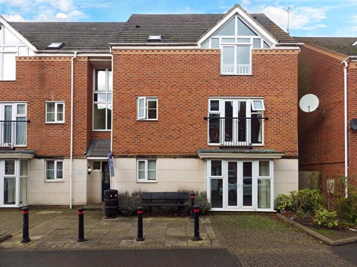 2 Bedroom Apartment To Rent In Padbury Drive, Banbury, Oxfordshire, OX16
