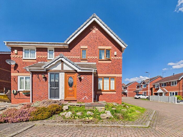 3 Bedroom Semi Detached House For Sale In The Leys, South Kirkby, Pontefract, WF9