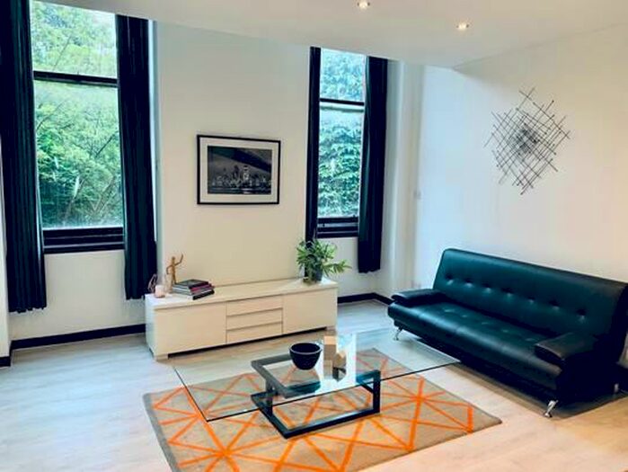 1 Bedroom Apartment To Rent In Blackfriars Court, Merchant City, G1