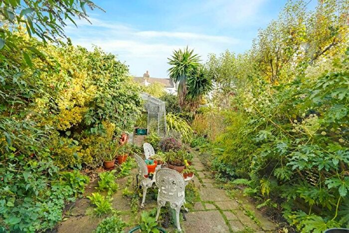 4 Bedroom Terraced House For Sale In Prospero Road, London, N19