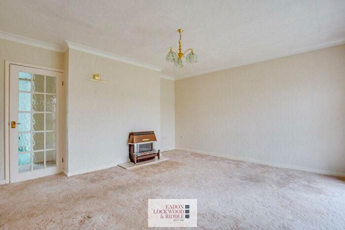 2 Bedroom Bungalow For Sale In Balmoral Way, Bramley, Rotherham, S66