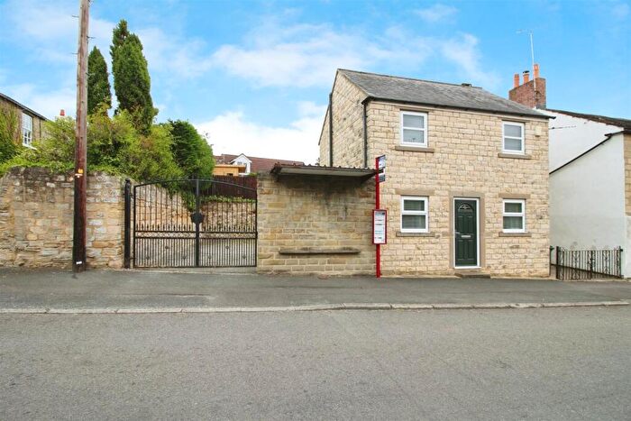 3 Bedroom Cottage To Rent In Main Street North, Aberford, Leeds, LS25