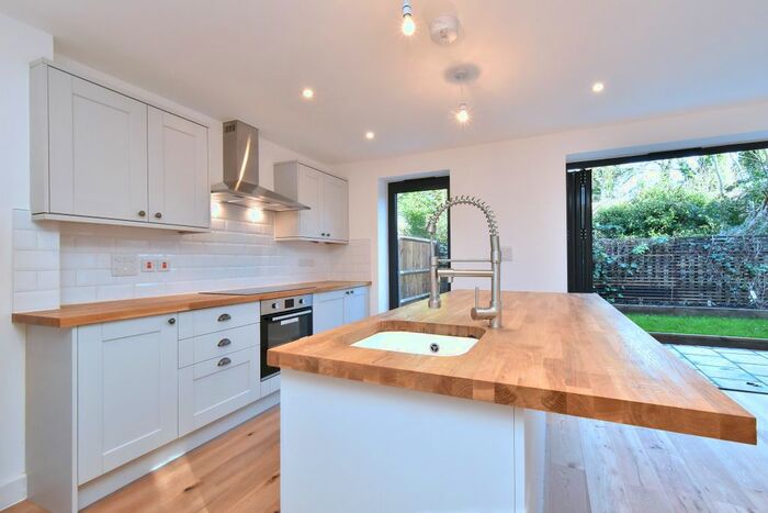 4 Bedroom Property To Rent In Croxted RoA Croxted Road, London, SE21